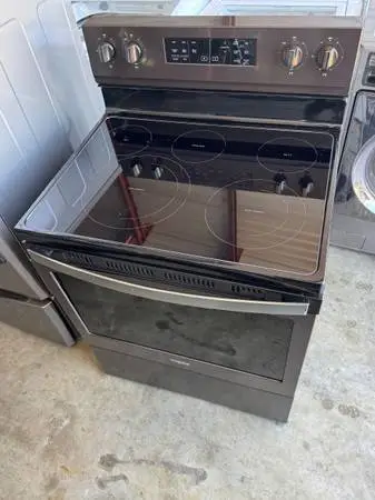 Whirlpool stove electric
