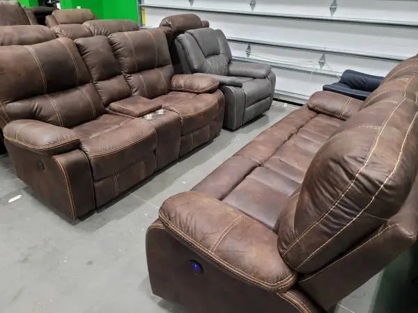 Recliners & sofa/love blow out sale!