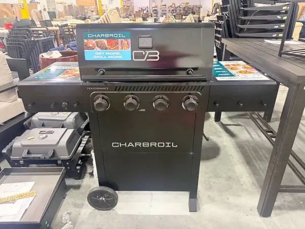 Charbroil 4 Burner 25000 BTU Gas Grill 463351125 Black/Silver