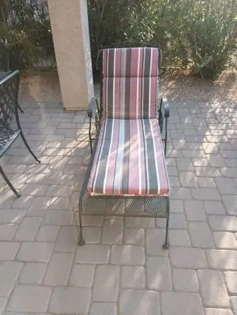 Vintage Wrought Rod Iron Outdoor Pool Lounge Chair w Wheels + Cushion