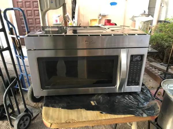 Whirlpool microwave