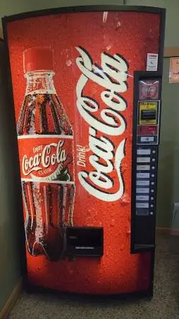 The Royal 660 Vending Machine