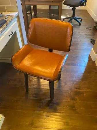 Low profile chair