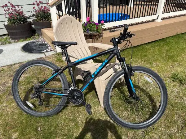 Trek 820 (size small)