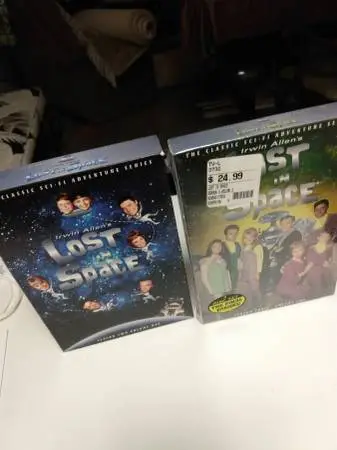 LOST IN SPACE TV SERIES ON DVD / NEW SEALED