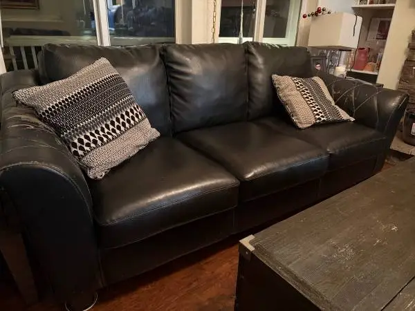 Complete couch set $40$