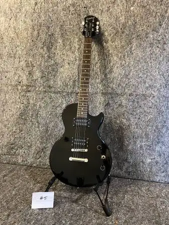 Epiphone Les Paul Special II Black/Ebony Electric Guitar with Bag