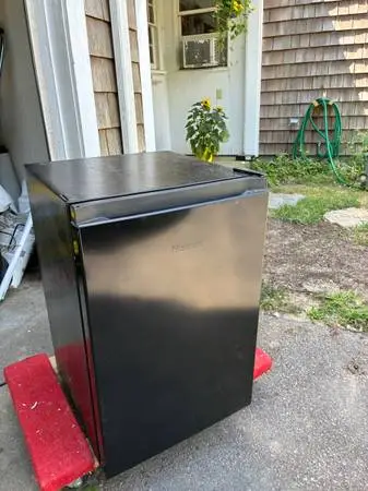 Mini fridge