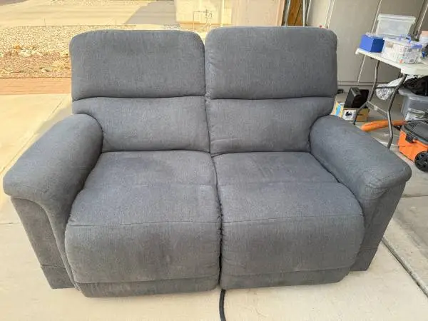 La-Z-Boy Reclining Loveseat