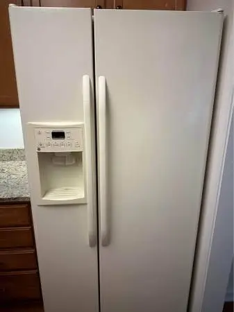 GE BISQUE 33WIDE REFRIGERATOR