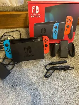 Nintendo switch - like new
