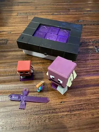 MINECRAFT TREASURE X SET ~ FIGURES