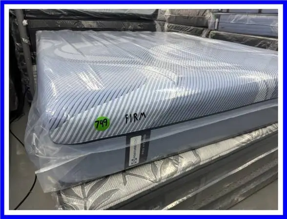 King Size Sealy Posturepedic Pro Hybrid Mattress & Boxes Bed Set