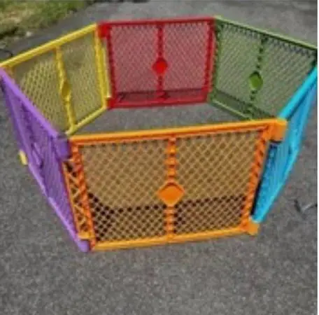 6 Panel North States Colorful Play Yard