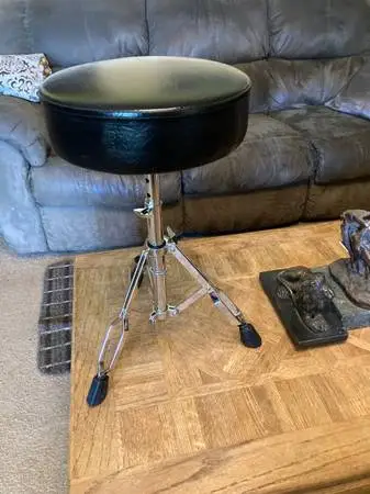 Drum Throne