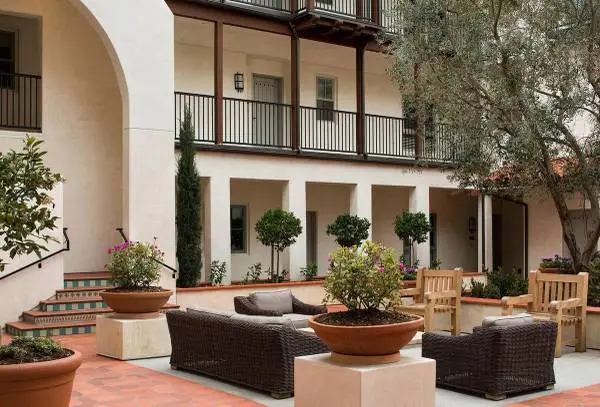 TMLP 14-mo. | Effortless Commute, Modern Studio/1 BA with Oversized Closets