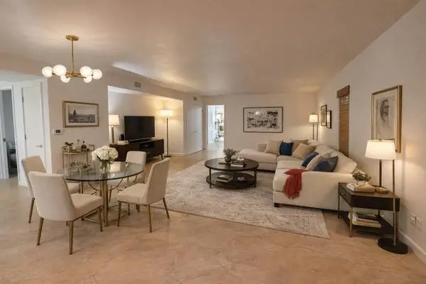 Loft at Park Central near Quarry, Alamo Heights-Retro Hip GREEN LIVING