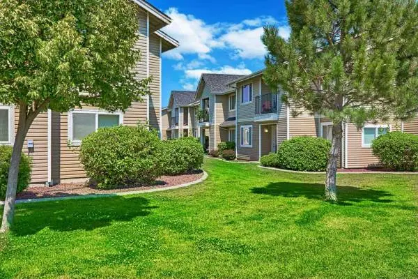 Make yourself at home! Beautiful 3 bed, 2 bath in Moses Lake