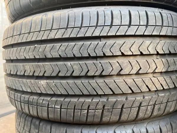 235/40/18 GOODYEAR SET OF 4