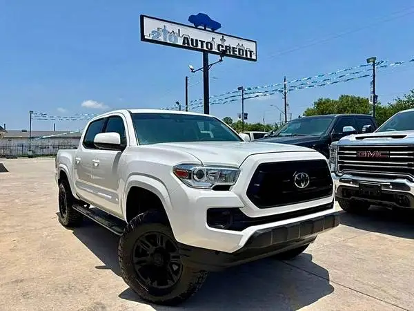 2022 Toyota Tacoma Double Cab SR Pickup 4D 5 ft