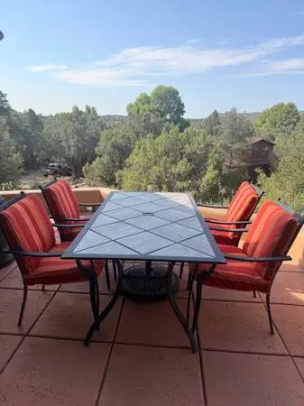 Outdoor table & chairs