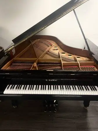 Excellent condition Kawai 69 size GS50 Grand Piano Free delivery