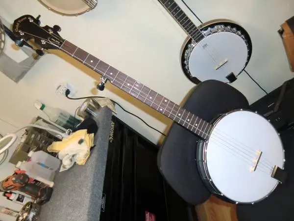 Gold Tone Open Back Banjo ( Like New )