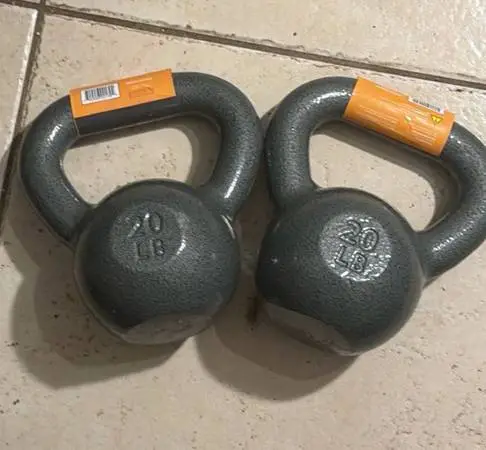 PAIR OF 20 LB. KETTLEBELLS