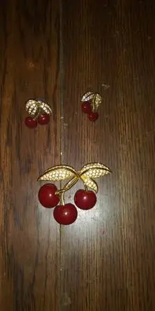 Joan Rivers jewelry