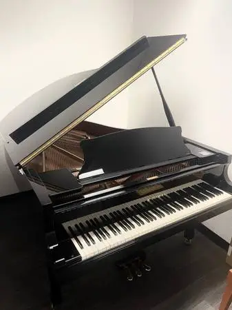Like New 1999 Kawai RX3 Grand Piano Free local Delivery