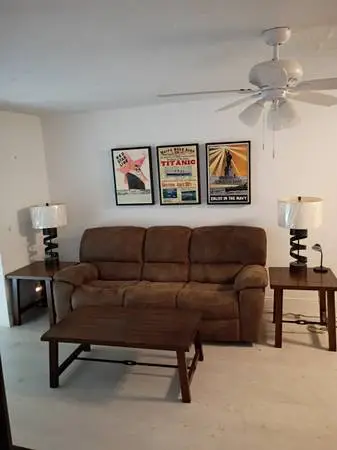 6 piece Leather Living Room Set.