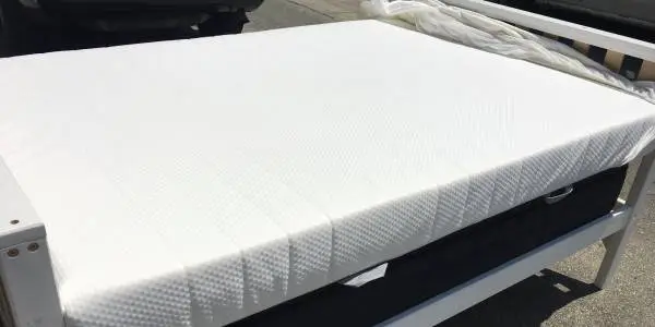 ****8” Full Size Memory Foam Mattress ****