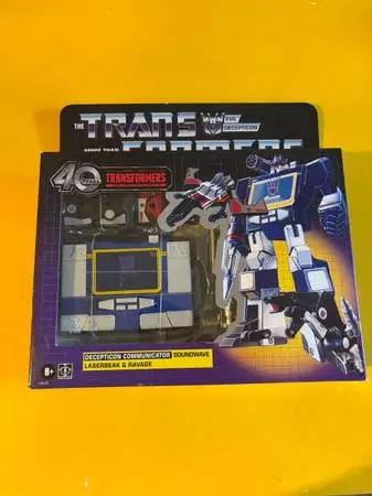 TRANSFORMERS RETRO 40th ANNIVERSARY G1 SOUNDWAVE
