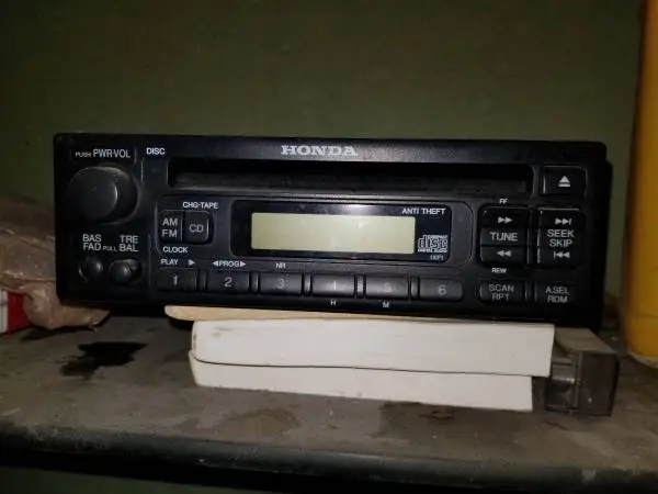 2001 Honda S2000 stereo