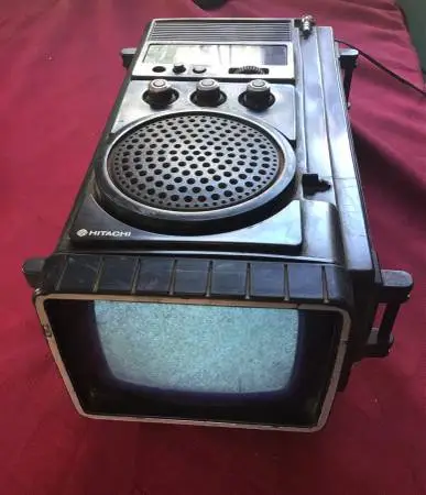 Vintage 1977 Portable Hitachi Tv Model K-1000