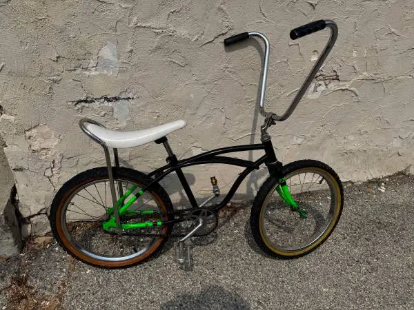 🔥 Vintage Schwinn Muscle Bike 🔥