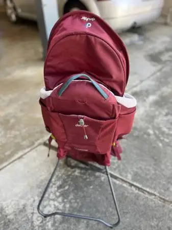 Deuter Kid Comfort Backpack w/Shade MSRP $300+