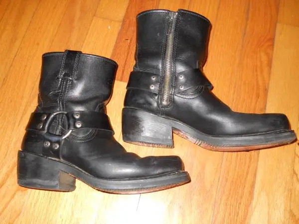 harley womans black leather boots 6 1/2 like new