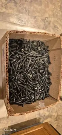1 ¹/⁴ Heavy Duty Screws (12lbs)