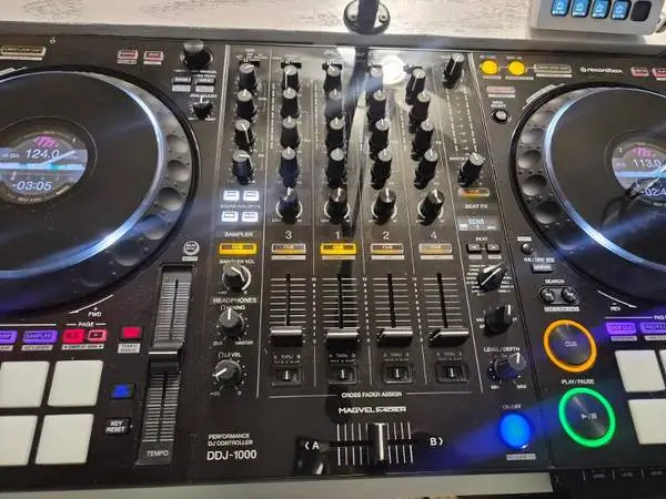 Pioneer DDJ 1000 Controller **LQQK**