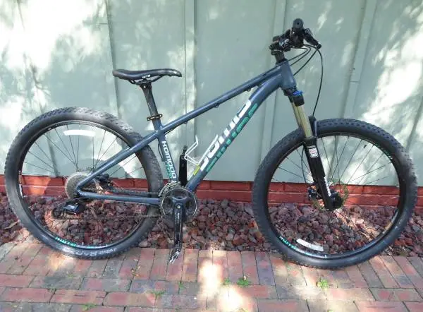 JAMIS KOMODO COMP MOUNTAIN BIKE