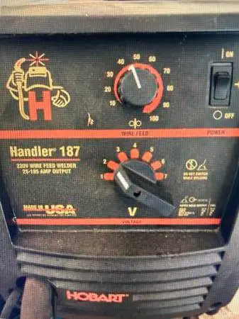 MIG - WIRE WELDER 220 VOLTS