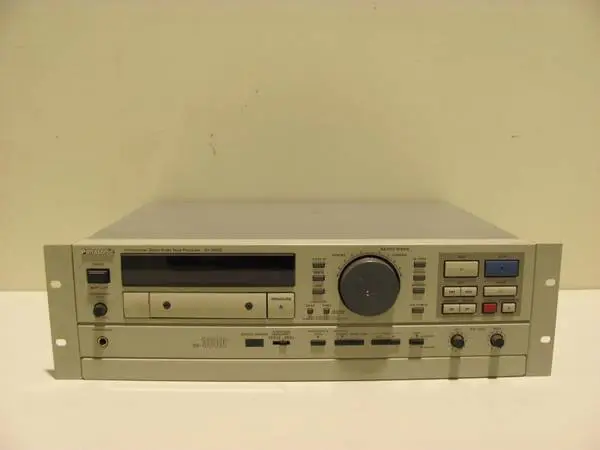 Panasonic SV-3800 Professional DAT Digital Audio Tape Recorder Player