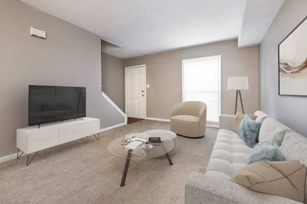 Lovely 2 Bedroom / 1.5 Bathroom… Waiting for You to Make it Home!