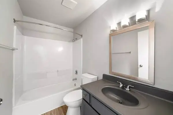 Your new home awaits! 2 bed, 1 bath in a stellar location.