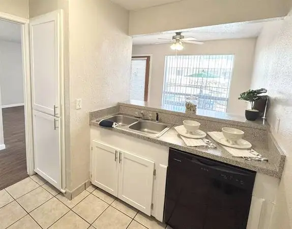 Beautiful community in a quiet setting! Rent Fairfax