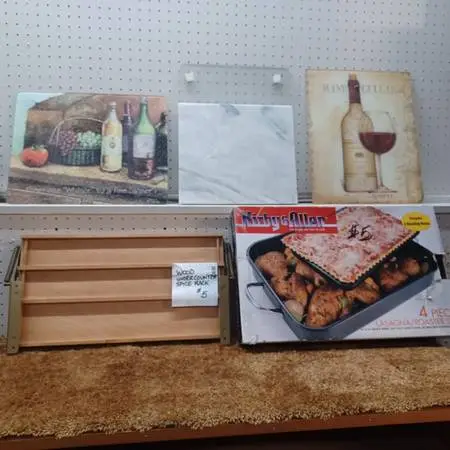 KITCHEN WARES, Dishes, etc. Cutting boards, Spice rack