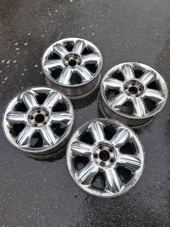 16 inch Chrysler Wheels 5 x 100mm