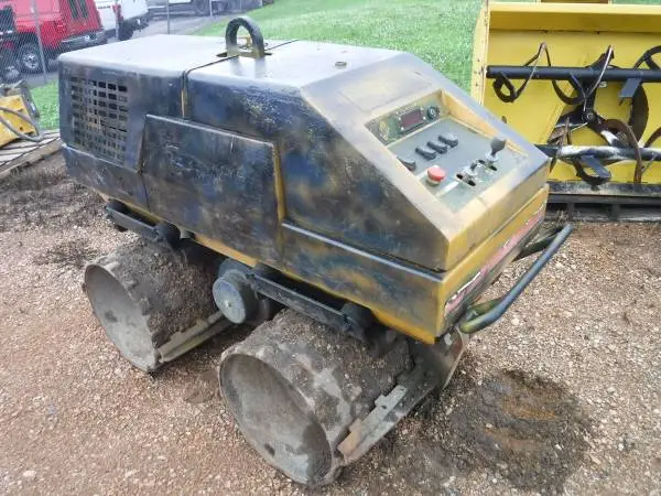Stone Roller Compactor With Remote
