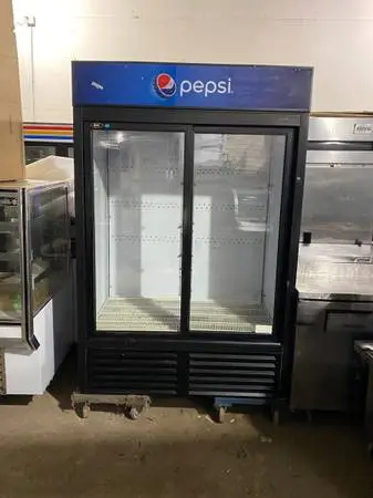 2 door Refrigerator Cooler/restaurant equipment